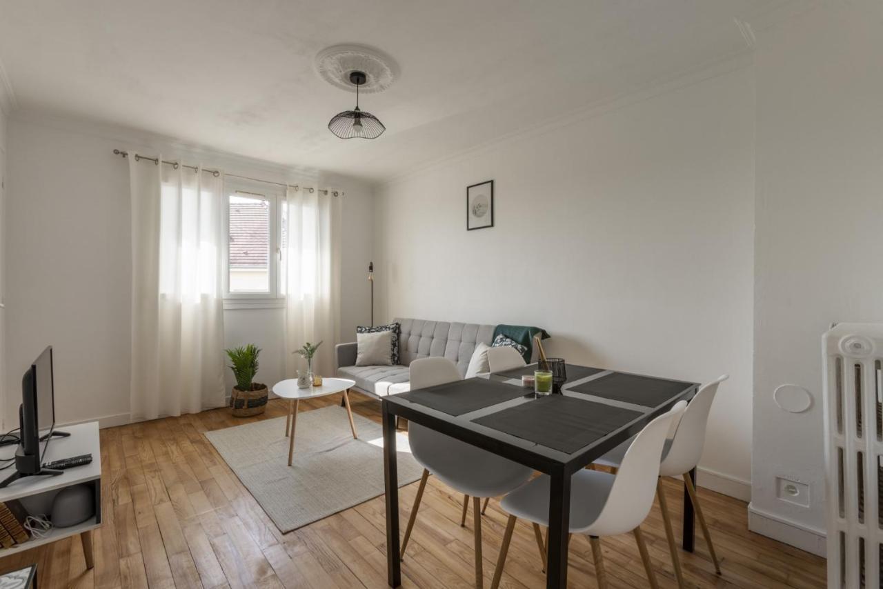 Lacolline-Ponthebert,Com - Appartement Entier Renove -Grand Parking Gratuit, Tout Equipe, Confortable, Netflix Et Amazon Prime Gratuits Et Illimites, Matelas Emma, Lave Linge, Vue Sur La Vallee, Rdc Pont-Hebert Exterior foto