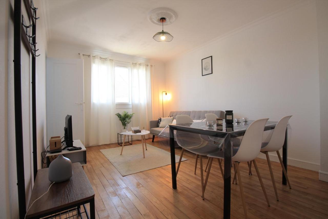Lacolline-Ponthebert,Com - Appartement Entier Renove -Grand Parking Gratuit, Tout Equipe, Confortable, Netflix Et Amazon Prime Gratuits Et Illimites, Matelas Emma, Lave Linge, Vue Sur La Vallee, Rdc Pont-Hebert Exterior foto