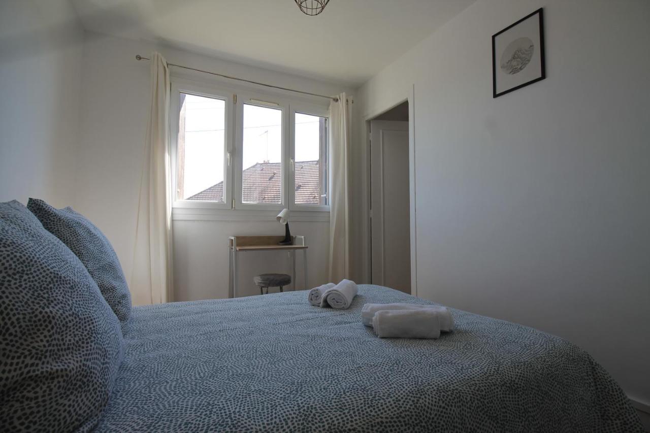 Lacolline-Ponthebert,Com - Appartement Entier Renove -Grand Parking Gratuit, Tout Equipe, Confortable, Netflix Et Amazon Prime Gratuits Et Illimites, Matelas Emma, Lave Linge, Vue Sur La Vallee, Rdc Pont-Hebert Exterior foto