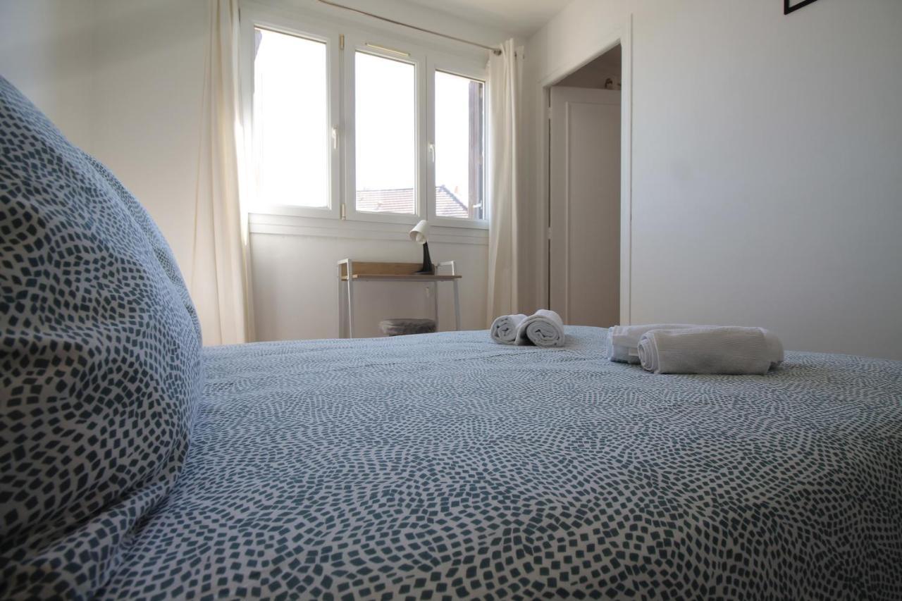 Lacolline-Ponthebert,Com - Appartement Entier Renove -Grand Parking Gratuit, Tout Equipe, Confortable, Netflix Et Amazon Prime Gratuits Et Illimites, Matelas Emma, Lave Linge, Vue Sur La Vallee, Rdc Pont-Hebert Exterior foto