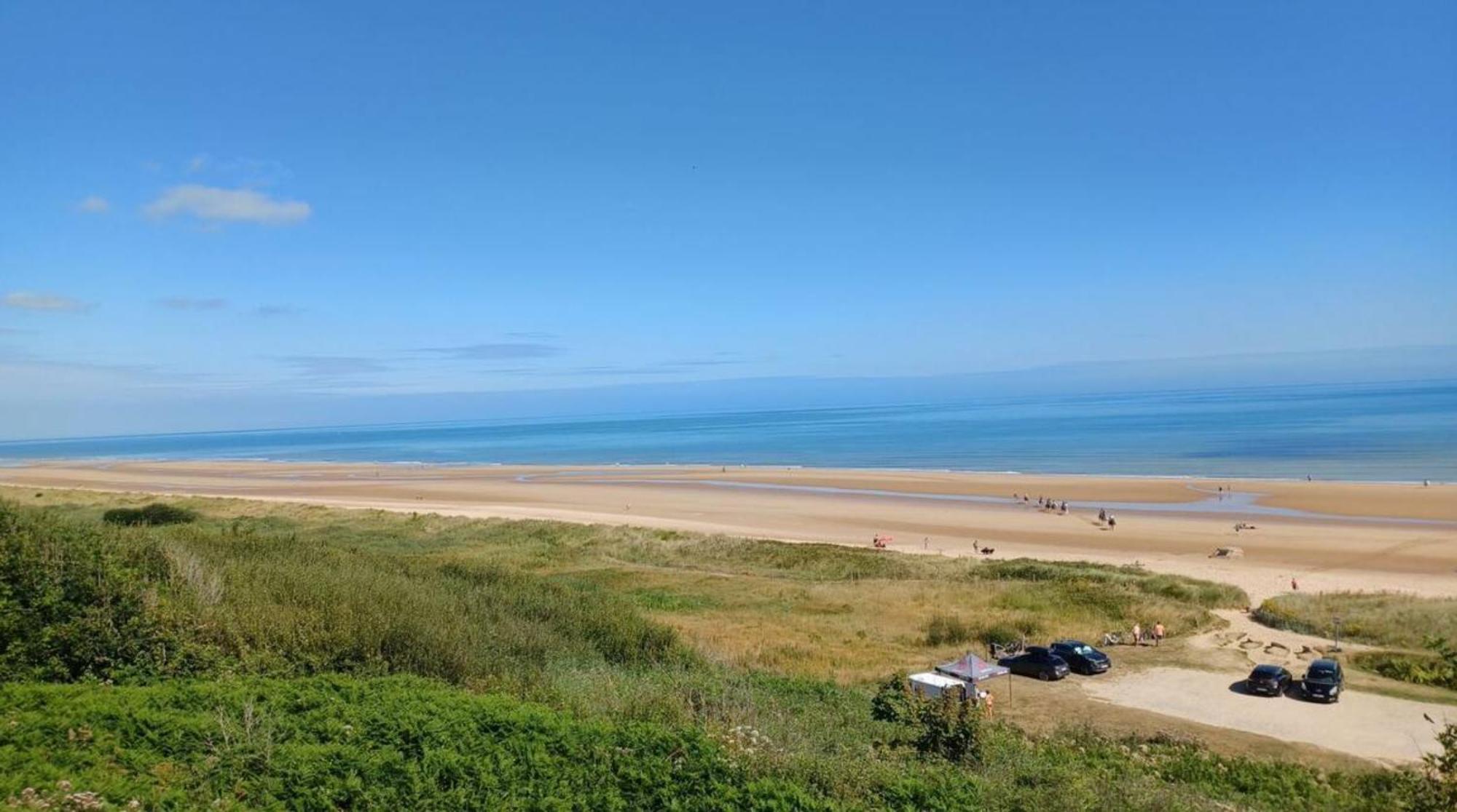 Lacolline-Ponthebert,Com - Appartement Entier Renove -Grand Parking Gratuit, Tout Equipe, Confortable, Netflix Et Amazon Prime Gratuits Et Illimites, Matelas Emma, Lave Linge, Vue Sur La Vallee, Rdc Pont-Hebert Exterior foto